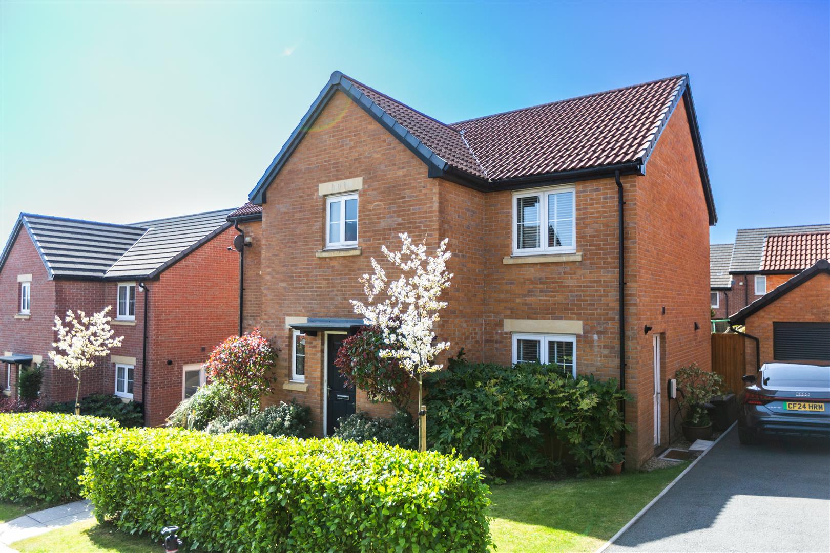 Awel Y Mor, Sketty, Swansea, SA2 9FL